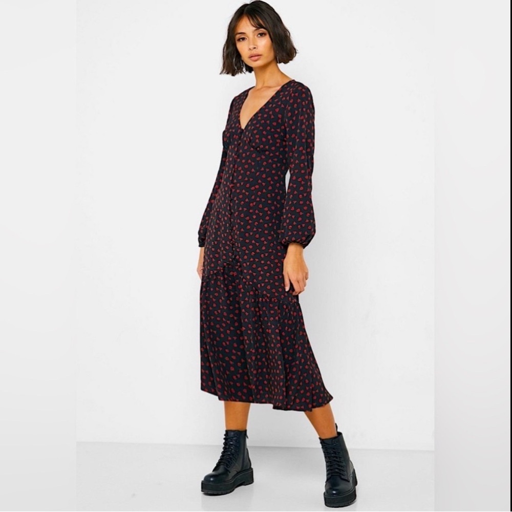 TOPSHOP black red rose print v neck button up long sleeve maxi
